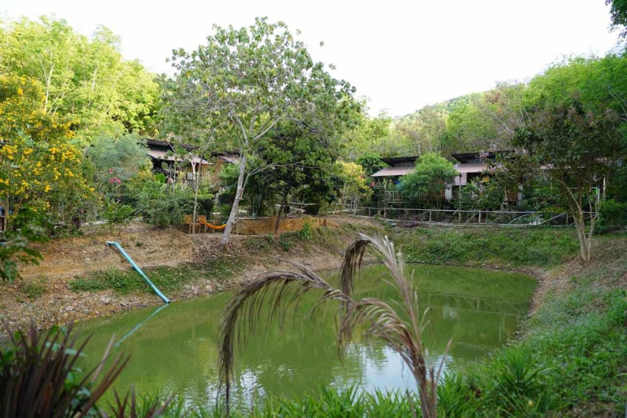 Koh Mook Bamboo Bungalows Экстерьер фото