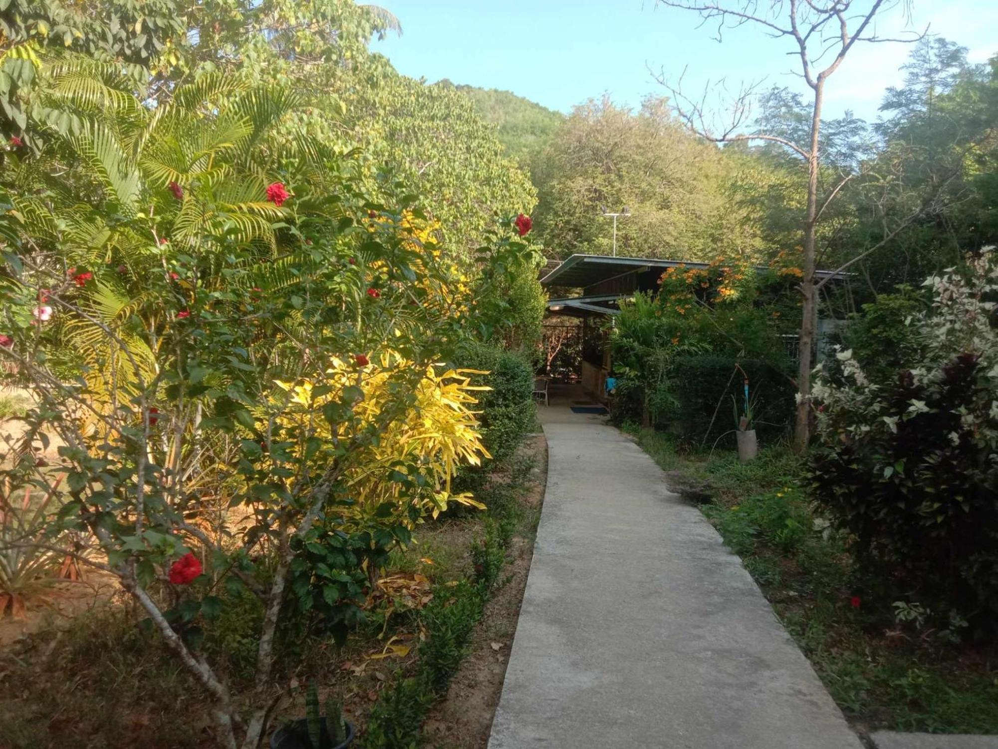 Koh Mook Bamboo Bungalows Экстерьер фото